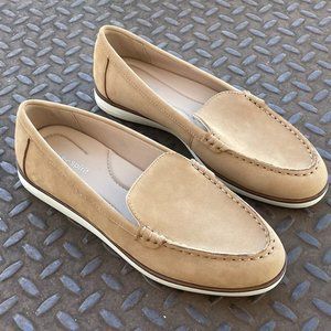 Easy Spirit Women Shown Tan Leather Upper Flat Loafer Slip On Size 6.5M